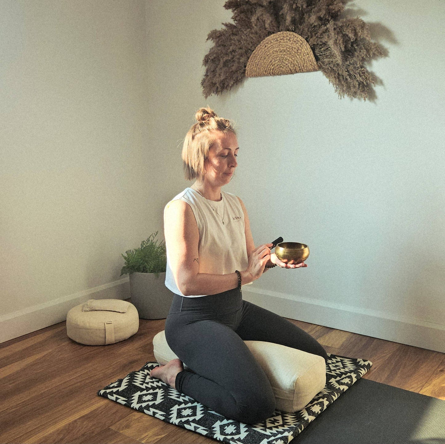 Traversin de yoga en lin sable  - Fabriqué au Canada