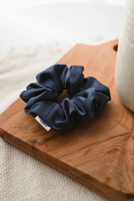 Chouchou en satin - Fluffy