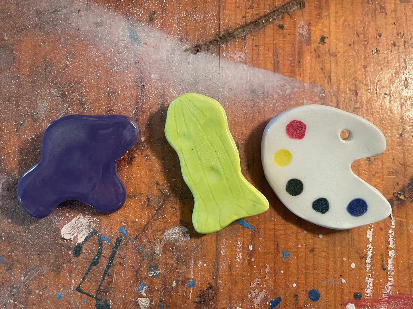 Broches